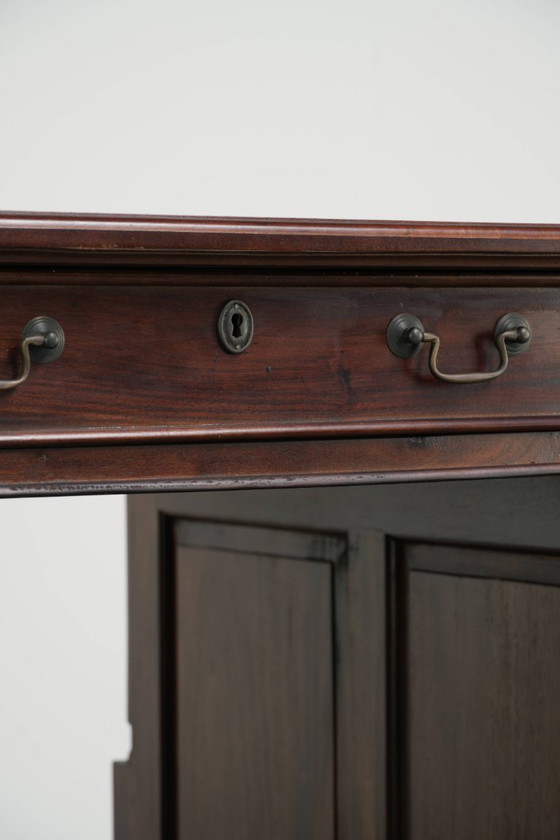Bureau de partenaire Chesterfield luxueux et pratique avec plateau en cuir vert de style anglais – Bureaux (photo 16 of 16)