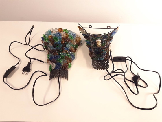 Image 1 of Set van 2 wandlampen met gekleurde glazen bloemen en kralen, vintage wandlampje , set glazen wandlampen