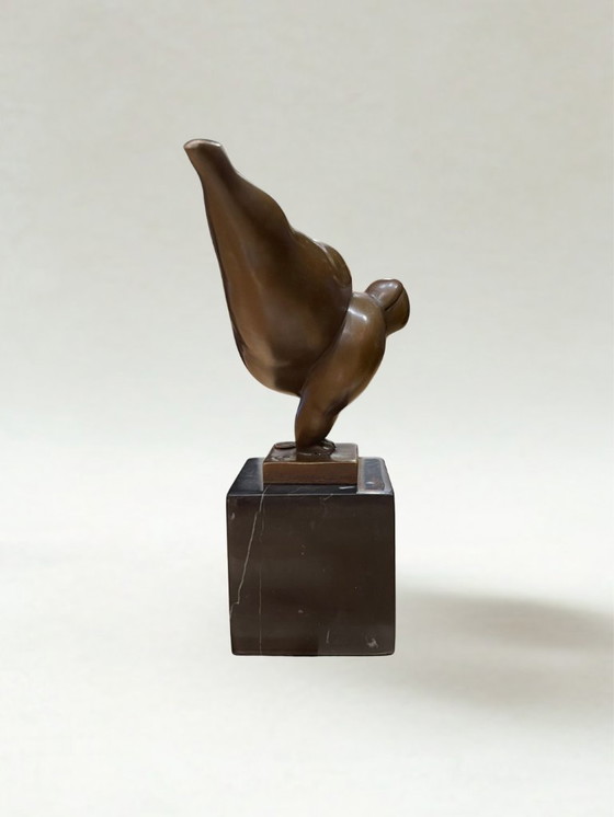 Image 1 of Modernist bronze sculpture – Stylized female figure in balance – Signed Milo