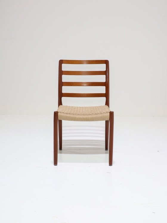 Image 1 of 6 chaises de salle à manger N.O. Møller modèle 85 en teck vintage