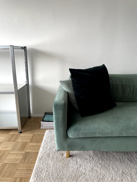 Image 1 of 3.5-seater sofa - green velvet