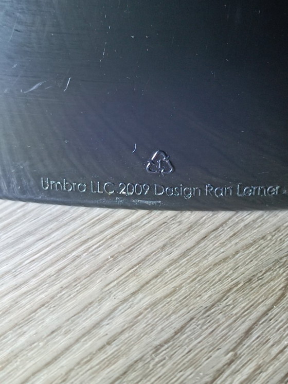 Image 1 of Porte bouteilles design par Ran Lerner pour Umbra 2009