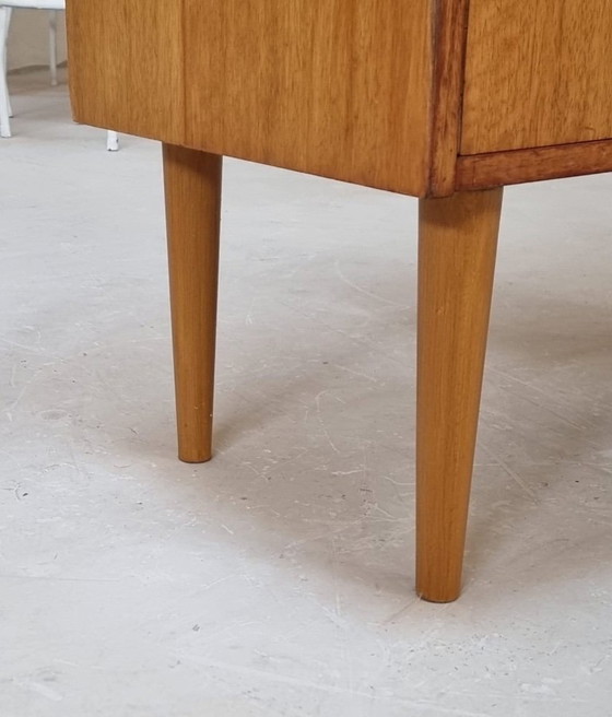 Image 1 of Aparador de mediados de siglo