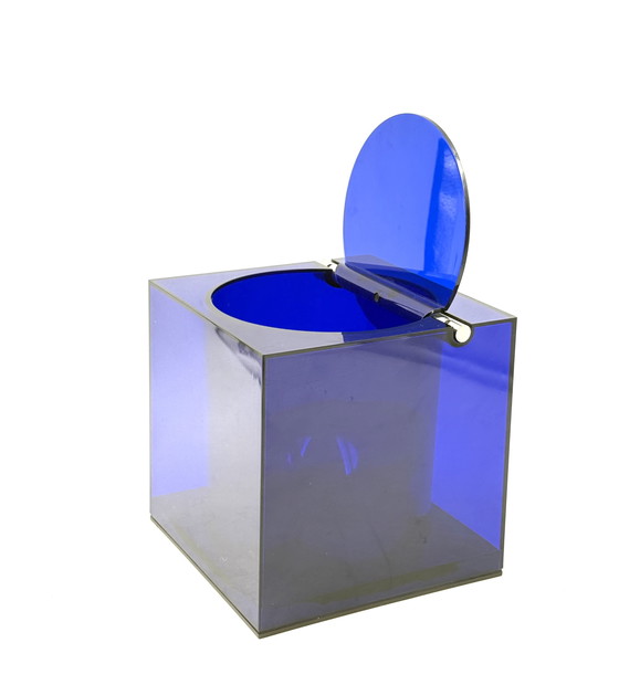 Image 1 of Seau à glace en plastique bleu de l'ère spatiale, Studio Opi, Cini & Nils Italie, vers 1970