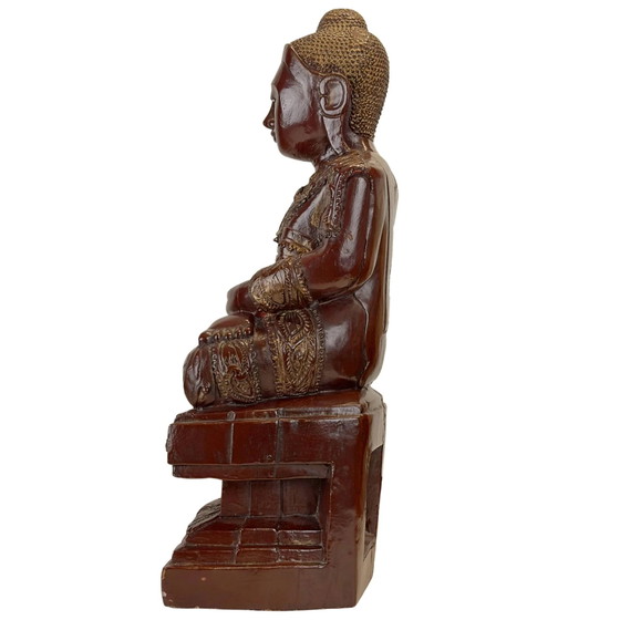Estatua de Buda Mandalay birmana antigua en laca Thit-si y pan de oro – Período Konbaung, aprox. 1870 (photo 7 of 11)