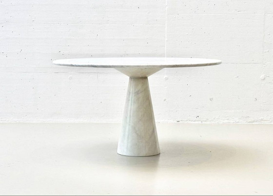 Image 1 of Tavolo rotondo in marmo di Carrara di Carlo Scarpa per Cattelan Italia, anni '70