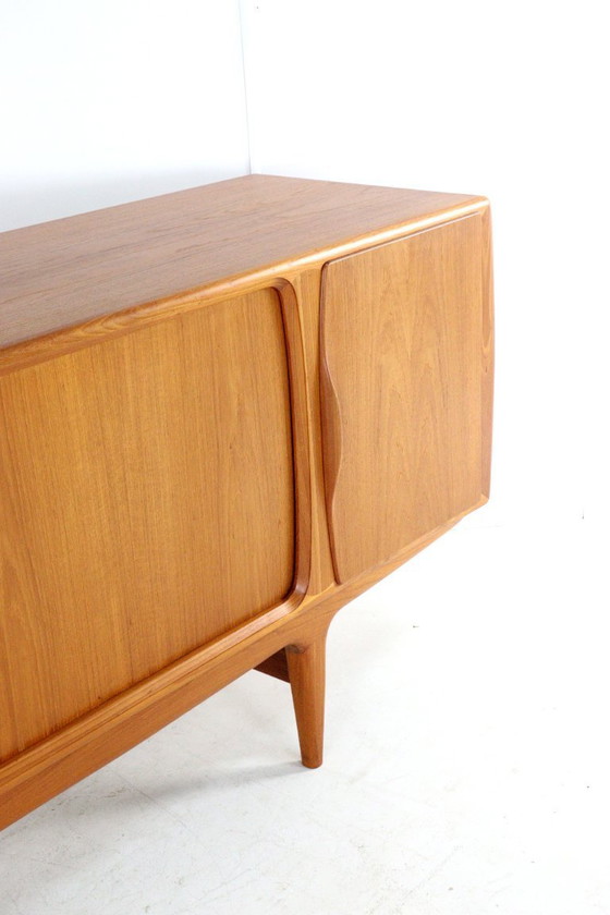 Image 1 of Johannes Andersen pour Uldum mobelfabrk buffet vintage