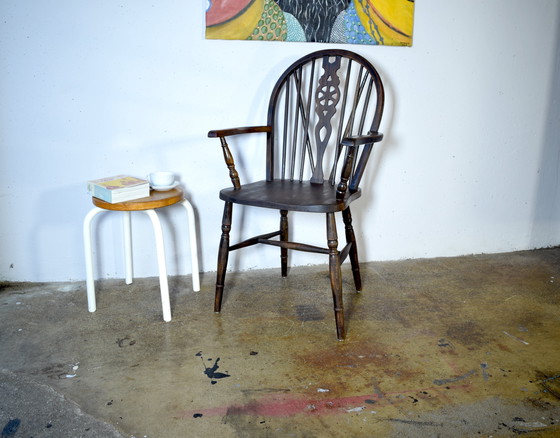 Image 1 of Antique Windsor Wheelback Chair Armchair