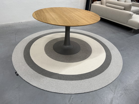 Image 1 of Leolux Columna Dining Table Oak Wood D130