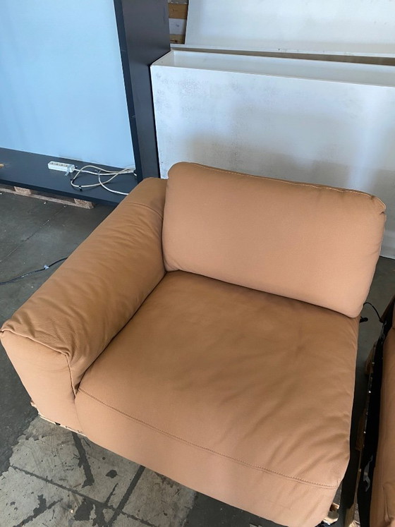Image 1 of Set of 2 Kuka Home Motorized Recliners with Battery Packs – New Condition