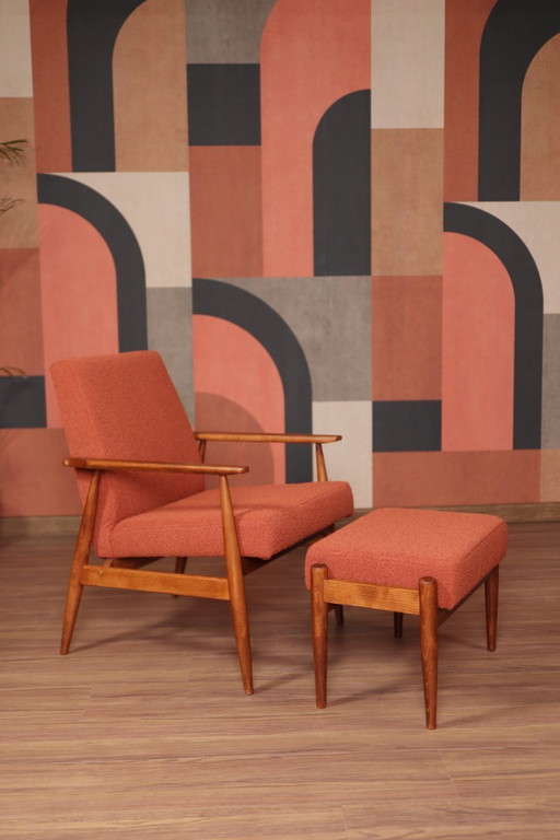 Lounge Chair and footrest Vintage Terracota Boucle,  Mid Century Design, 1960