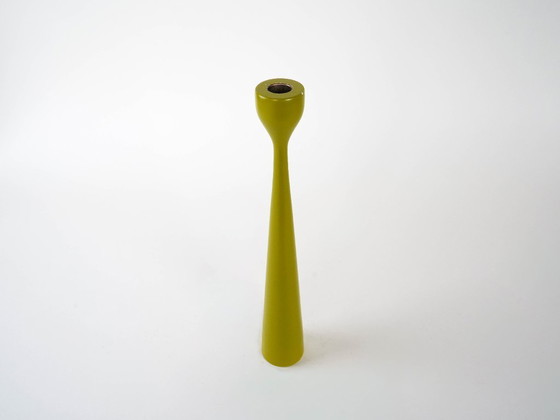 Image 1 of Candelabro con forma de aceituna, diseño danés, década de 1970, fabricado en Dinamarca.
