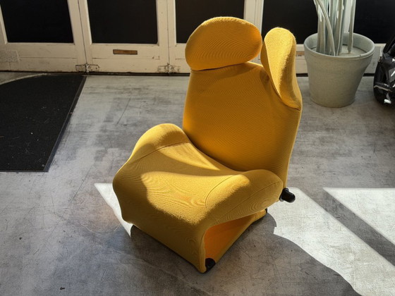 Image 1 of Cassina 111 Wink