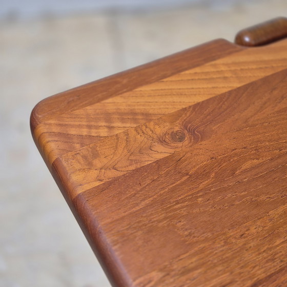 Image 1 of Niels Bach, table basse vintage danoise en teck restaurée