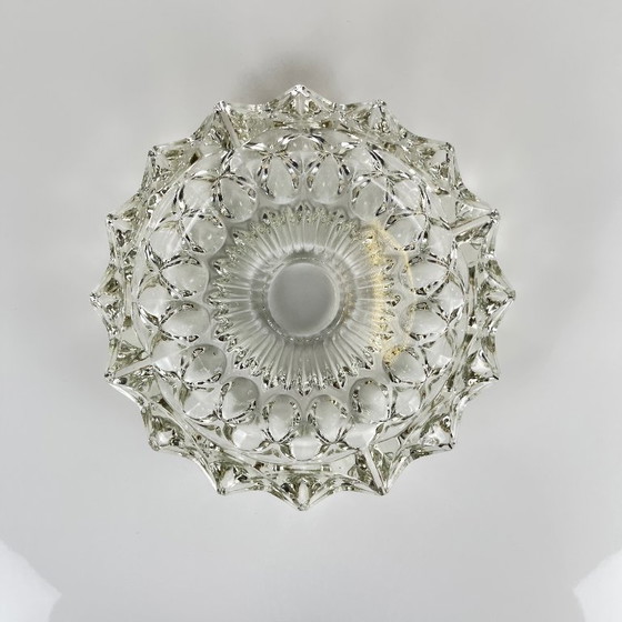 Image 1 of Grote geslepen kristallen asbak, 1960, Frankrijk