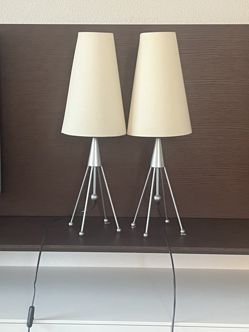 Zwei Design Tischlampen