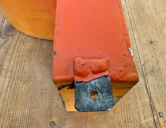 Image 1 of Grande lettera P in ferro giallo vintage per facciata, anni '60