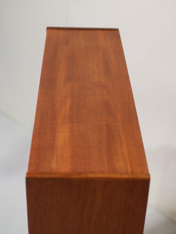 Image 1 of Boekenkast vitrinekast teak Deens vintage