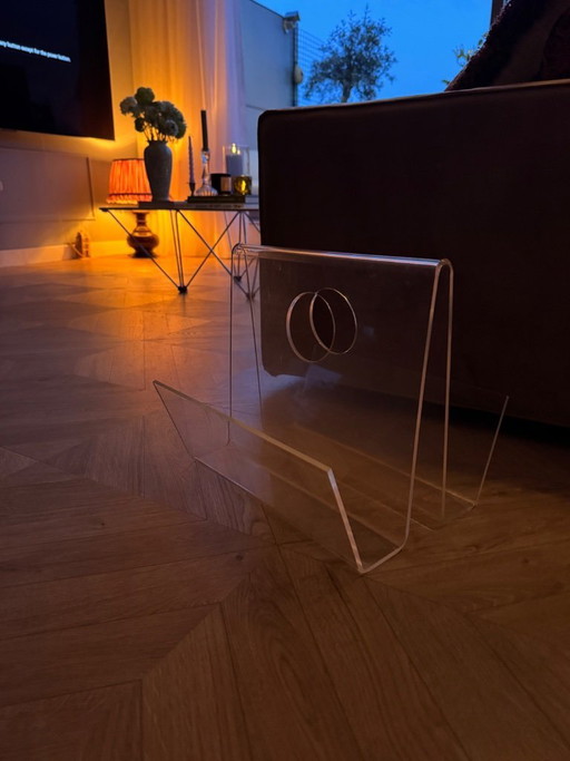 Zeitschriftenständer aus den 70er Jahren