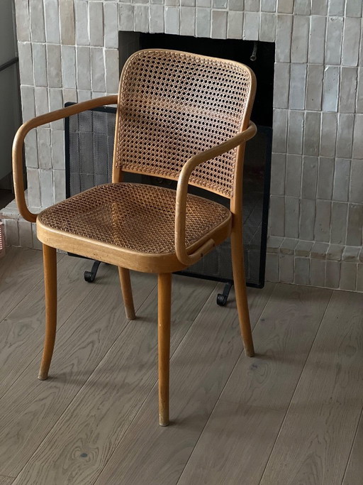 Thonet Model 811 Chair, Also Known as the Prague Chair – eetkamerstoelen, Wood (photo 2 of 14)