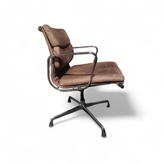 Image 1 of Vitra EA 280|cuir marron|Charles & Ray Eames