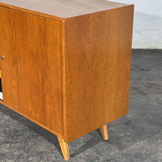 Credenza U-450 di Jiří Jiroutek per Interier Praha, anni '60 – Credenze, Legno (photo 13 of 13)