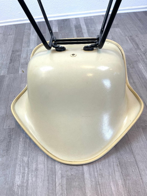Image 1 of Hermann Miller Eames Sillón de fibra de vidrio Hopsak DAX Fehlbaum