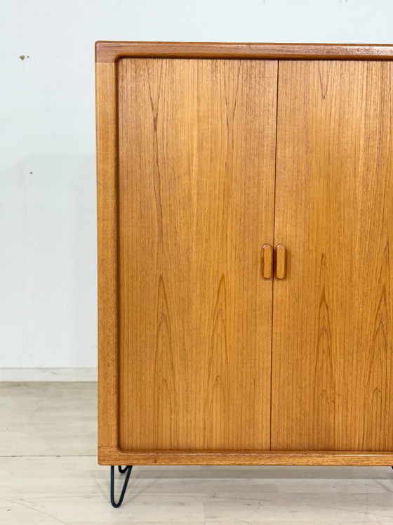 Image 1 of Drylund teakhouten kast / Linnenkast met lamellendeur / Vintage dressoir