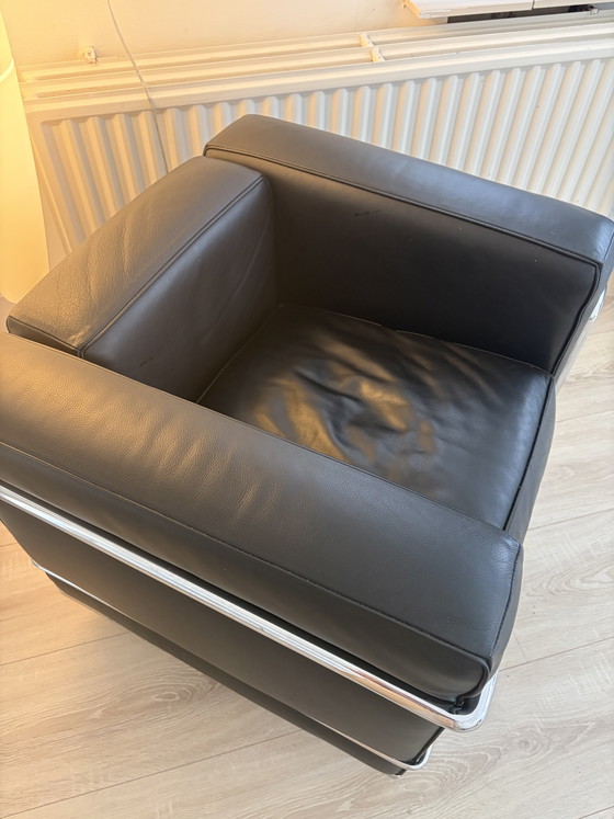 Image 1 of Fauteuil Cassina LC2 - cuir noir - Design classique