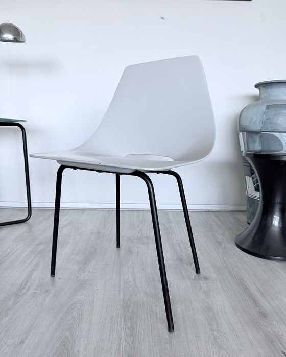 Image 1 of 4x chaises Tonneau vintage design by Pierre Guariche