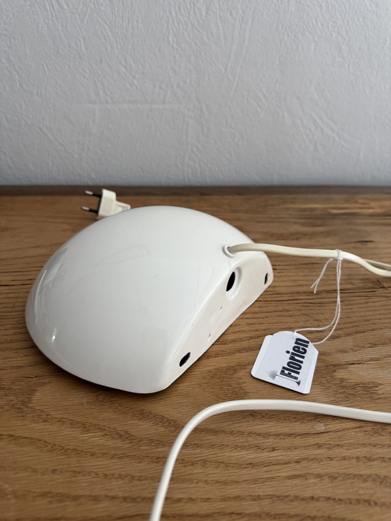 Image 1 of Applique vintage en métal en forme de coquillage