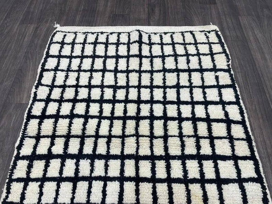 Traditional handmade Berber rug 250cm x 150cm – Rugs & carpets (photo 4 of 10)