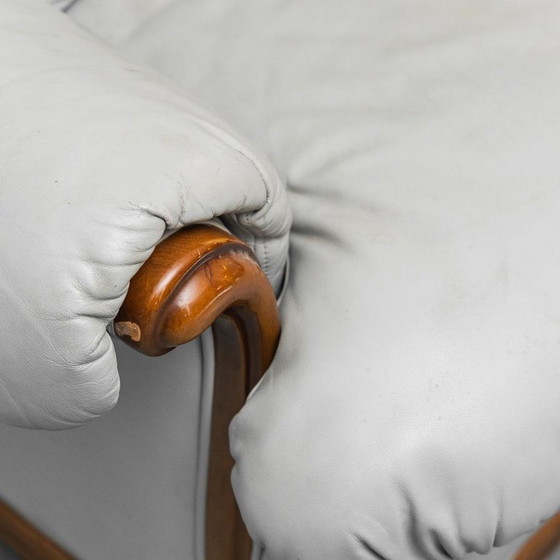 Image 1 of DIVANO 3 POSTI VINTAGE EN PELLE GRIGIO E LEGNO ANNI '50 MODERNARIATO