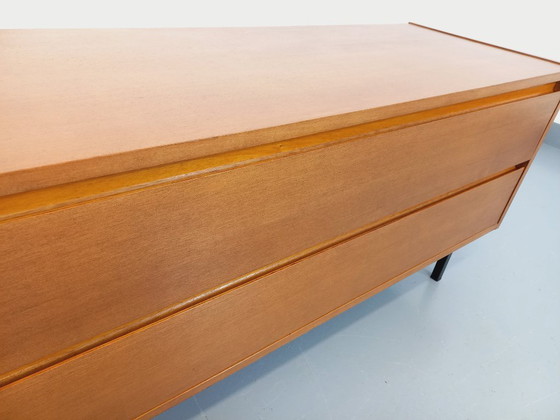 Image 1 of Klein vintage Scandinavisch modernistisch dressoir in licht eikenhout en metaal uit de jaren 60