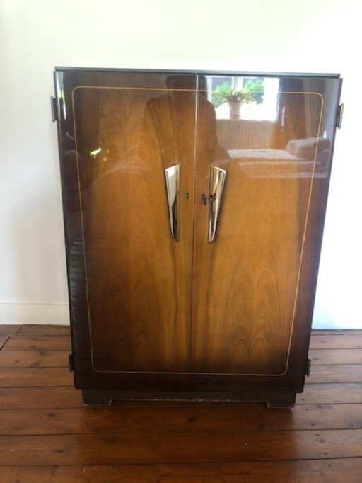 Art Deco cabinet veneer