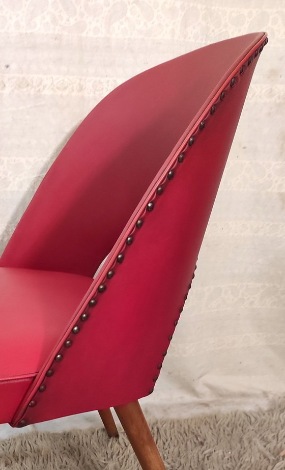 Image 1 of Sedia da cocktail in legno e similpelle rossa di Thonet - anni '50/'60