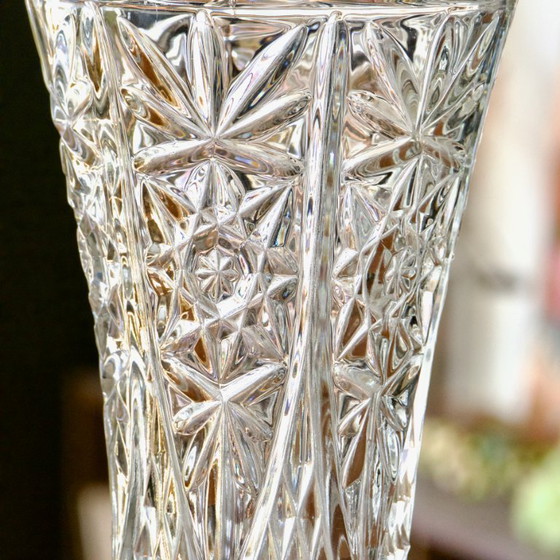 Image 1 of Große antike Kristallvase