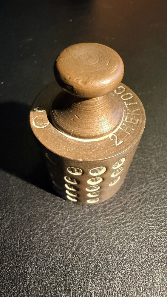Brass weight set in original wooden holder | Hectogram weights, Decorative Objects, Brown (photo 5 of 5)