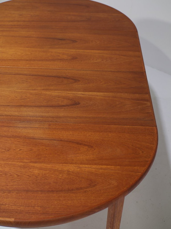 Image 1 of Uitschuifbare ronde eettafel Skovby Møbelfabrik teak Deens vintage