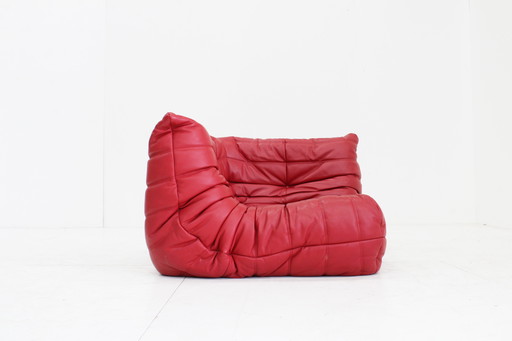 Togo hoek fauteuil rood leer Ligne Roset Michel Ducaroy