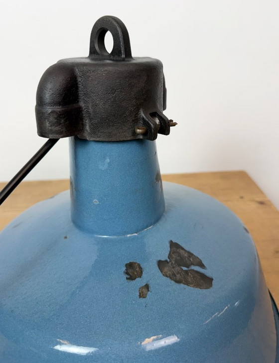 Industrial Blue Enamel Factory Lamp with Cast Iron Top, 1960s, Pendant lamps (photo 16 of 17)