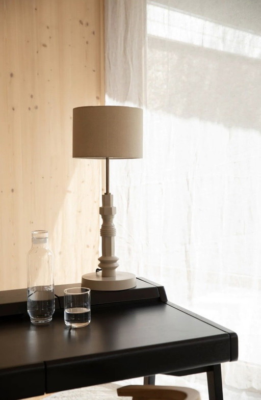 Bureau de Kaat Van Zuiver comme neuf – Wood (photo 2 of 7)
