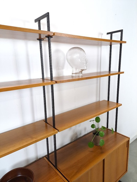 Image 1 of Parete componibile Omnia, Hilker, teak e acciaio nero con ripiani e contenitori