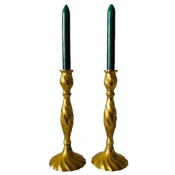 Image 1 of Set di candelieri di metà secolo in ottone tornito swirl 1950