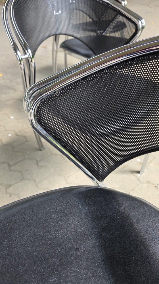 Image 1 of Set van 4 postmodernistische chromen stoelen, Italië, 1980