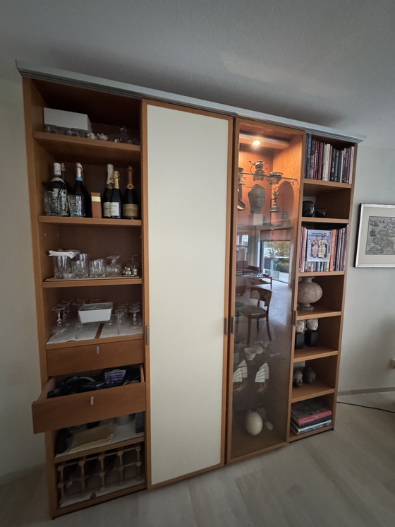 Image 1 of Armoire murale Poliform en noyer