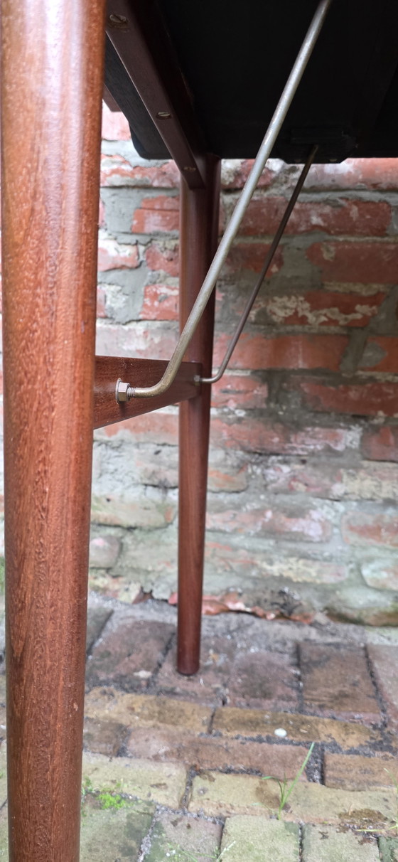 Vintage, Design Bureau. Teak. Jaren 60 – Wood (photo 8 of 15)