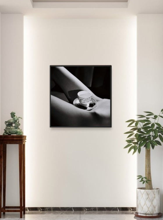 Image 1 of Kunstfoto „Tomas Urbelionis“ – „Eine Tasse Aphrodisiakum 2“