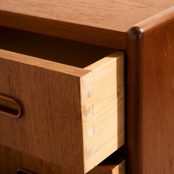 Image 1 of MK10636 Commode en teck restaurée