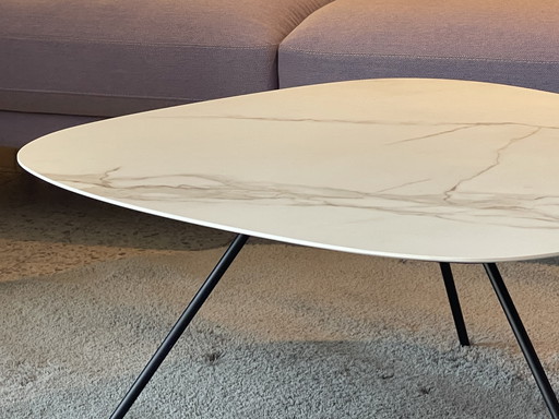 Leolux Couchtisch 4 Ecken Liliom Keramik